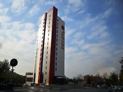 Ramada Plaza By Wyndham Istanbul Atakoy Hotel Exterior photo