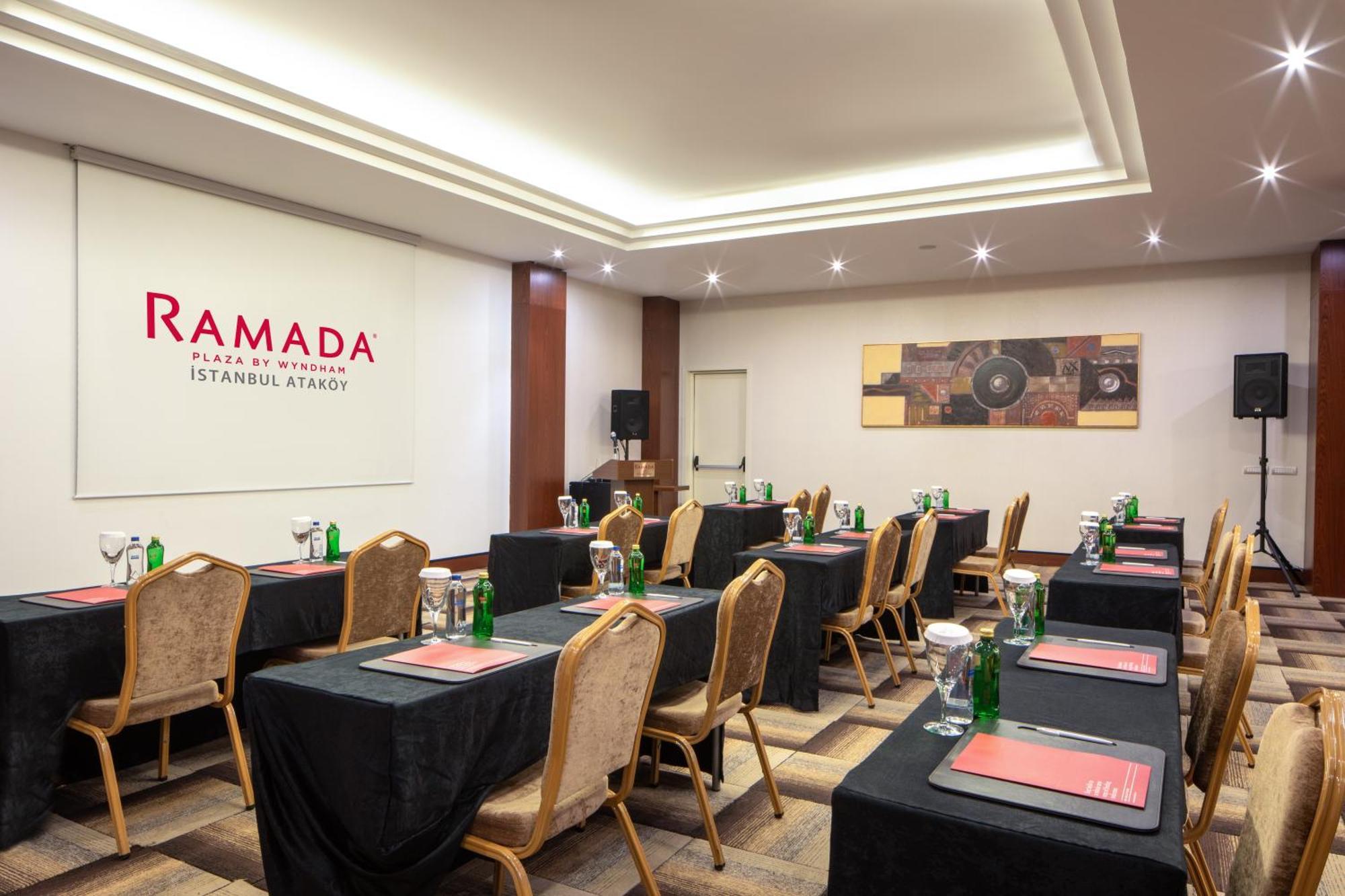 Ramada Plaza By Wyndham Istanbul Atakoy Hotel Exterior photo